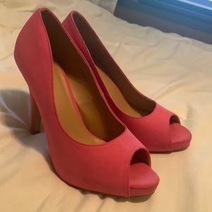 Pink heels